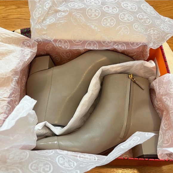 Tory Burch Shelby Booties Sz 6 - Picture 5 of 5